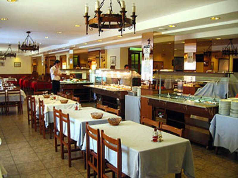 Carlos Canet De Mar Esterno foto